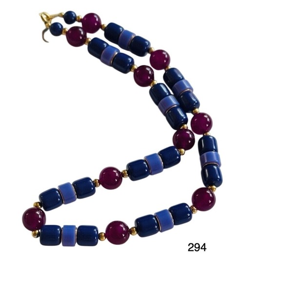 Trifari Signed Necklace VTG Collar RETRO Blue Purple Lucite Beaded 90S Gold 18" - Picture 7 of 7